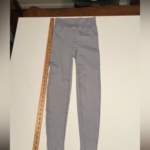 NWOT Pink Active Womens High-Waisted Seamless Leggings Gray 🔥🔥 (C3)